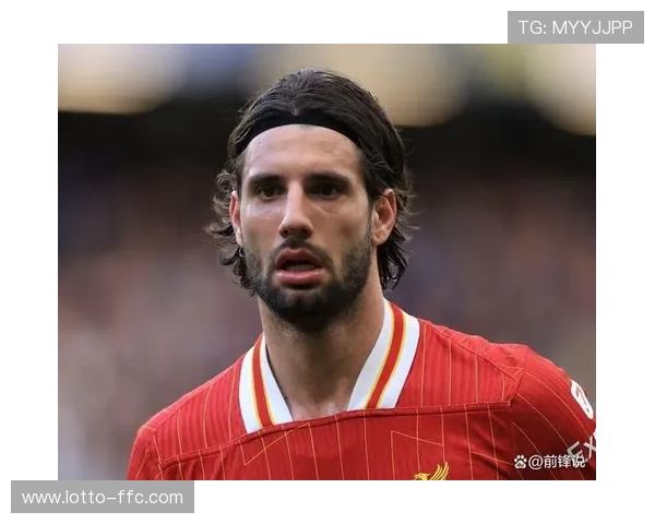 索博斯洛伊任意球低射穿墙，利物浦客场掌控节奏