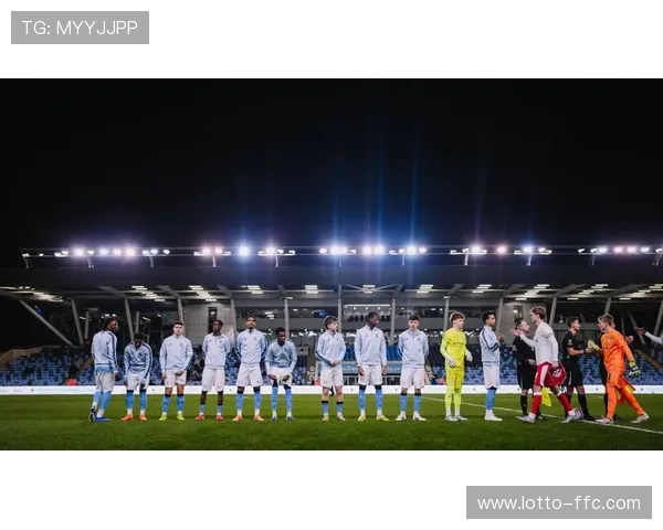 英超俱乐部社区活动：曼城青训营开放日吸引千名青少年参与