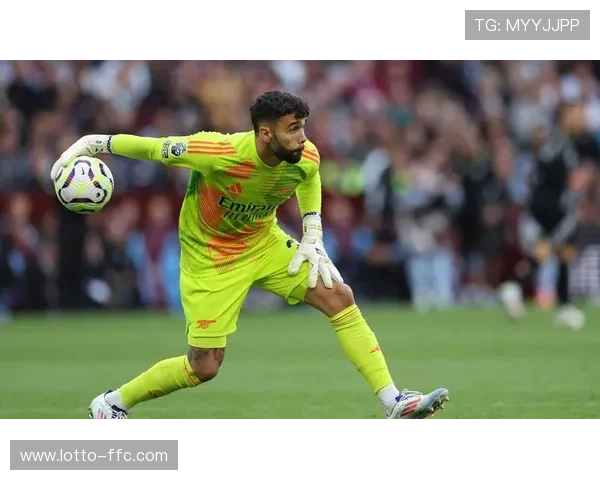 评论：阿森纳三中卫体系稳固，年轻球员成长助推攻防升级