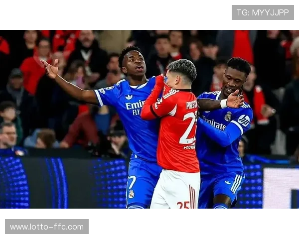 穆里尼奥抗议判罚被红牌罚下，次回合将无法现场指挥